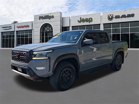 Used 2022 Nissan Frontier PRO-4X w/ Pro-4X Premium Package image 7