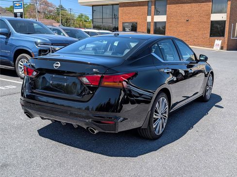 Used 2024 Nissan Altima 2.5 SL image 5