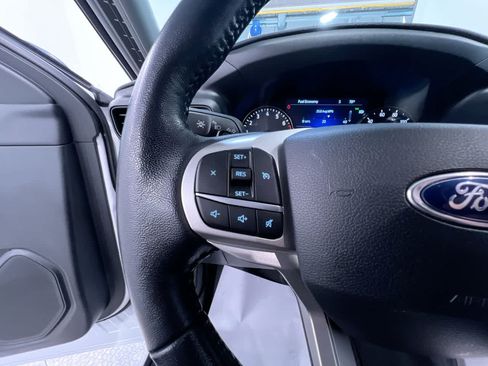 Used 2020 Ford Explorer XLT w/ Comfort Package AWD/4WD image 20