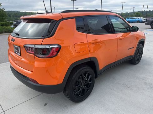 New 2026 Jeep Compass Latitude AWD/4WD image 18