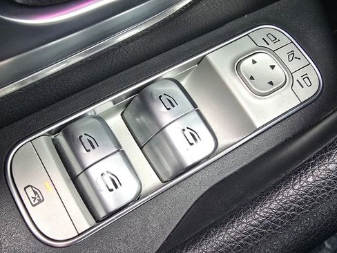 Certified 2023 Mercedes-Benz GLS 450 4MATIC image 29