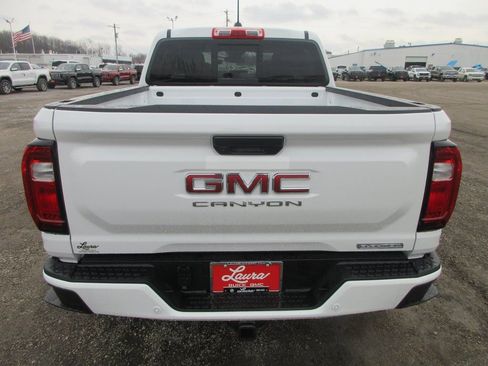 New 2026 GMC Canyon Elevation image 6