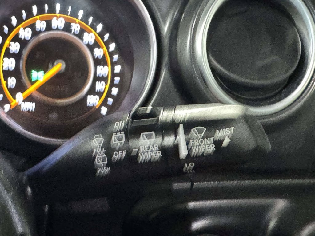 Used 2021 Jeep Wrangler Unlimited Sahara AWD/4WD image 24