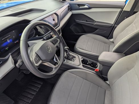 Used 2022 Volkswagen Taos SE w/ IQ.Drive SE Package image 20