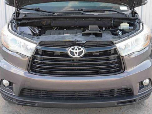 Used 2016 Toyota Highlander Plus image 7