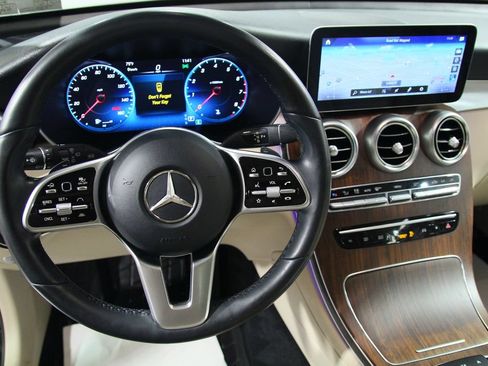 Certified 2022 Mercedes-Benz GLC 300 4MATIC image 21