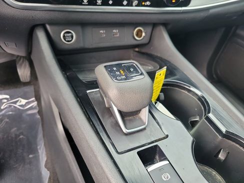 Used 2021 Nissan Rogue SV FWD image 31