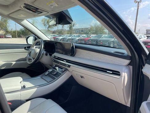 Used 2023 Hyundai Palisade Calligraphy image 21