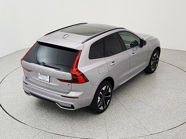 New 2026 Volvo XC60 B5 Plus w/ Protection Package Premier AWD/4WD image 33