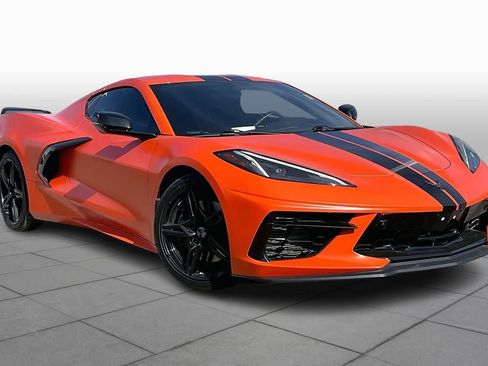 Used 2021 Chevrolet Corvette Stingray Preferred Cpe w/ Z51 Performance Package image 2