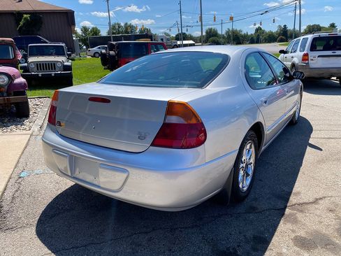 Used 2000 Chrysler 300M FWD image 6