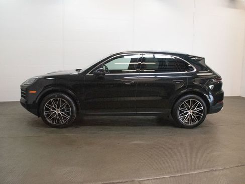 New 2026 Porsche Cayenne image 2