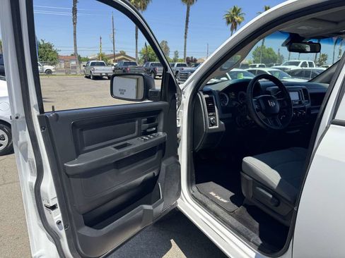 Used 2015 RAM 1500 Express AWD/4WD image 23
