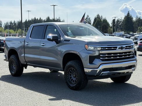 New 2026 Chevrolet Silverado 1500 LTZ w/ LTZ Premium Package AWD/4WD image 7