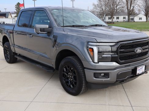 Used 2025 Ford F150 Lariat image 4