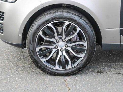 Used 2017 Land Rover Range Rover Long Wheelbase Autobiography image 9