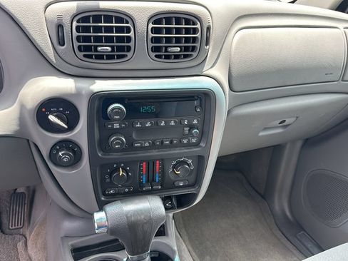 Used 2008 Chevrolet TrailBlazer 4WD image 11