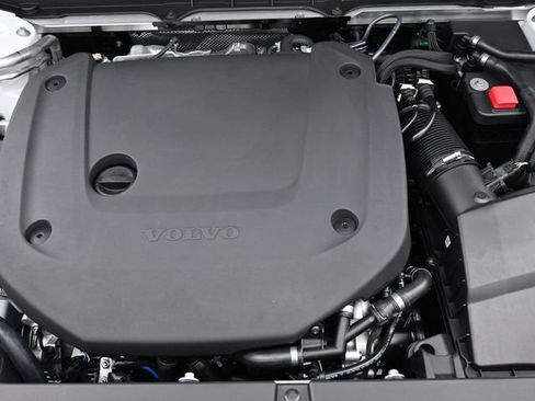 New 2026 Volvo XC90 B6 Ultra w/ Protection Package image 37