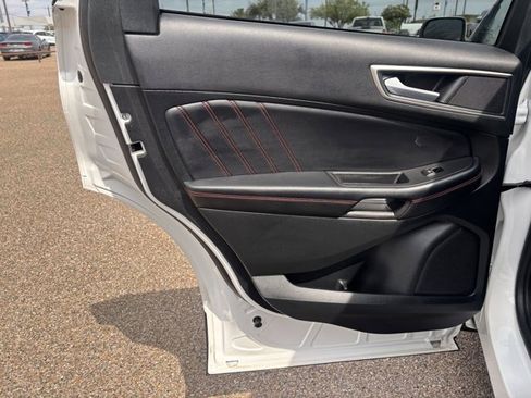 Certified 2024 Ford Edge ST-Line image 14