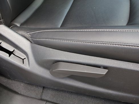 Used 2022 Chevrolet Colorado Z71 image 33