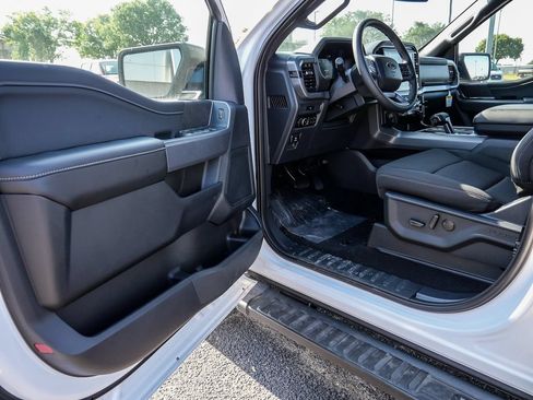 New 2026 Ford F150 XLT w/ Equipment Group 302A MID AWD/4WD image 32