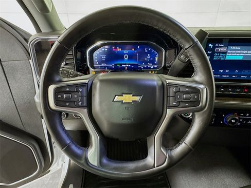Certified 2025 Chevrolet Silverado 1500 LT image 9
