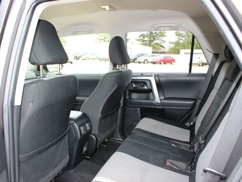 Used 2021 Toyota 4Runner SR5 AWD/4WD image 11