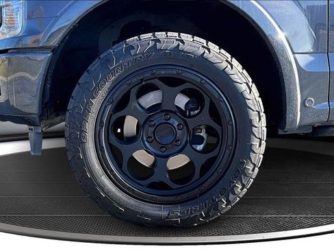 Used 2018 Ford F150 Lariat w/ Equipment Group 502A Luxury image 34