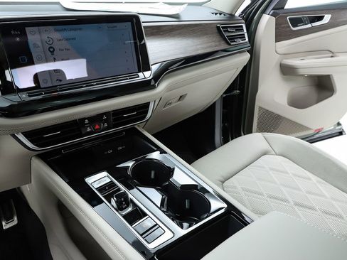 New 2026 Volkswagen Atlas SEL Premium R-Line image 23