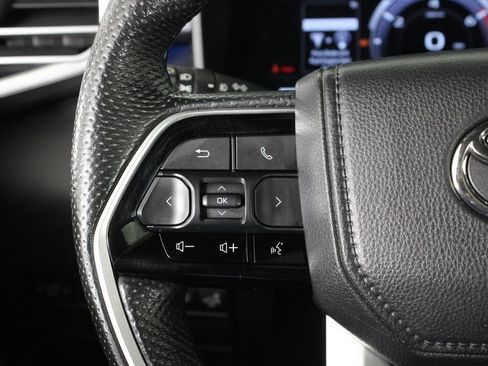 Used 2023 Toyota Tundra Platinum AWD/4WD image 25