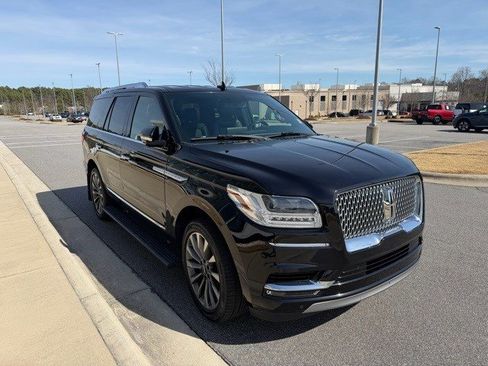 Certified 2019 Lincoln Navigator Select image 21
