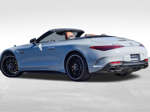 Used 2023 Mercedes-Benz SL 63 AMG 4MATIC image 2