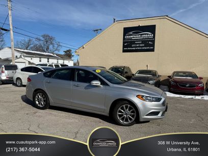Used 2017 Ford Fusion SE w/ Fusion SE Technology Package