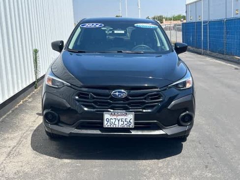 Used 2024 Subaru Crosstrek 2.0i AWD/4WD image 2