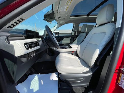 New 2026 Lincoln Aviator AWD image 16