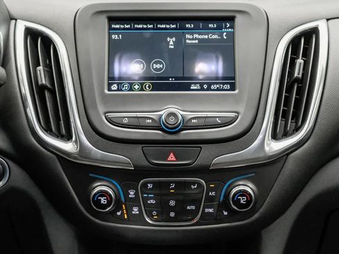 Used 2019 Chevrolet Equinox LT image 14