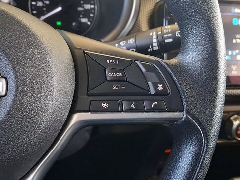 Used 2023 Nissan Kicks SV image 21