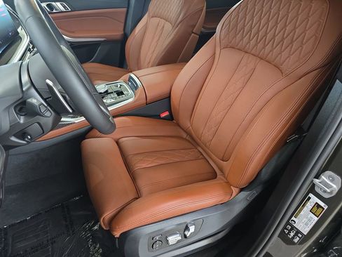Used 2026 BMW X7 M60i w/ Executive Package AWD/4WD image 17