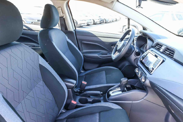 Used 2024 Nissan Versa SV FWD image 19