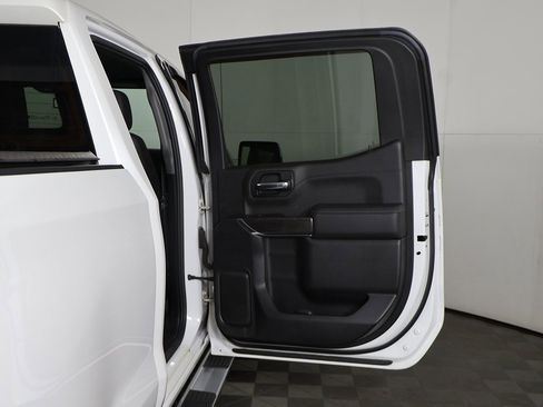 Used 2019 Chevrolet Silverado 1500 LTZ image 21