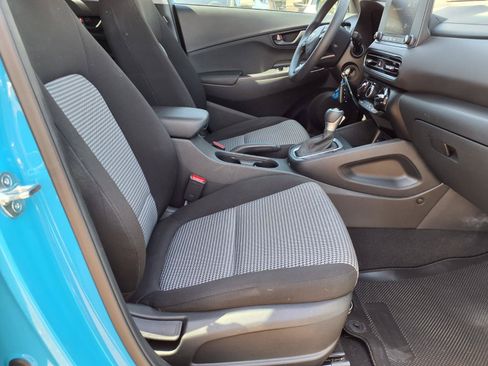 Certified 2023 Hyundai Kona SE w/ Cargo Package FWD image 11