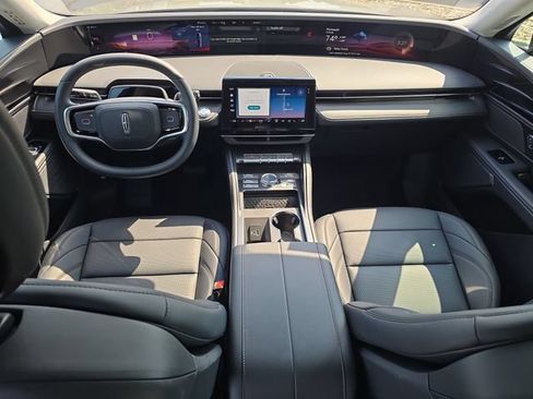 Certified 2026 Lincoln Nautilus Premier AWD/4WD image 24