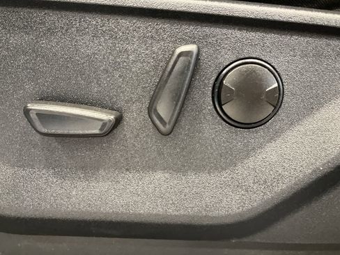 Certified 2022 Ford F150 XLT w/ Equipment Group 302A High image 12