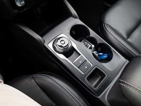 Used 2024 Ford Escape Platinum image 17