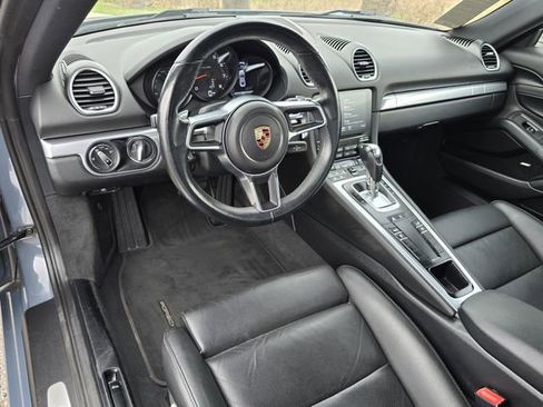Used 2017 Porsche 718 Cayman image 19