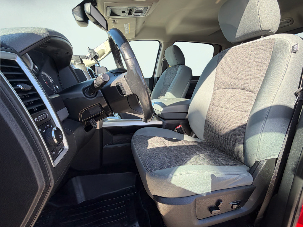 Used 2017 RAM 1500 Classic SLT w/ Luxury Group AWD/4WD image 48