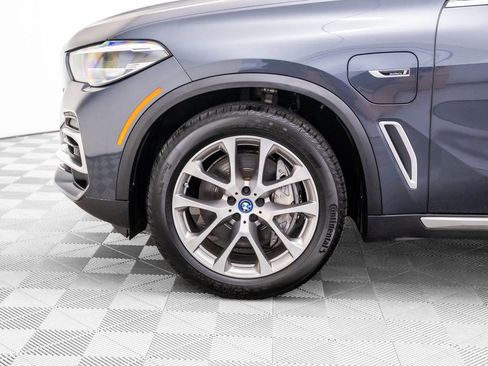 Used 2022 BMW X5 xDrive45e w/ Climate Comfort Package image 34