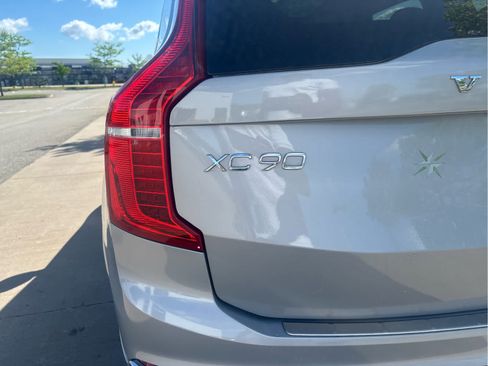 Used 2023 Volvo XC90 B6 Plus w/ Protection Package Premier AWD/4WD image 9