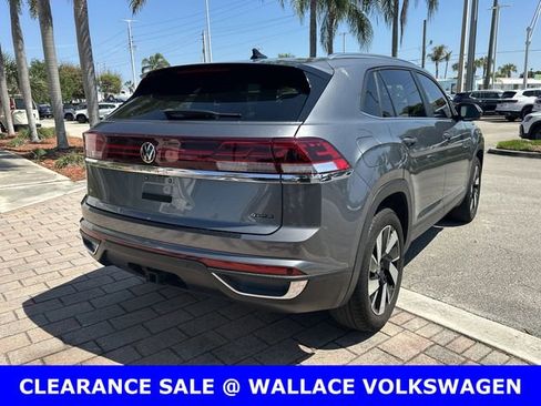 Certified 2024 Volkswagen Atlas Cross Sport SE w/ Panoramic Sunroof Package image 7