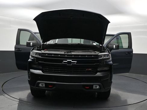 Used 2019 Chevrolet Silverado 1500 LT Trail Boss AWD/4WD image 36